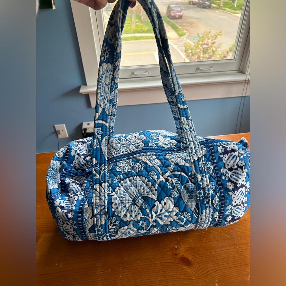 Vera Bradley medium duffle in vintage blue pattern